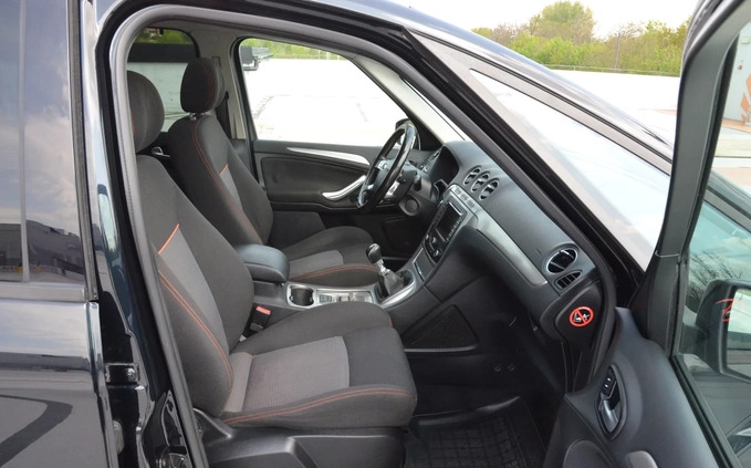 Ford S-Max cena 26900 przebieg: 375000, rok produkcji 2011 z Zabrze małe 497